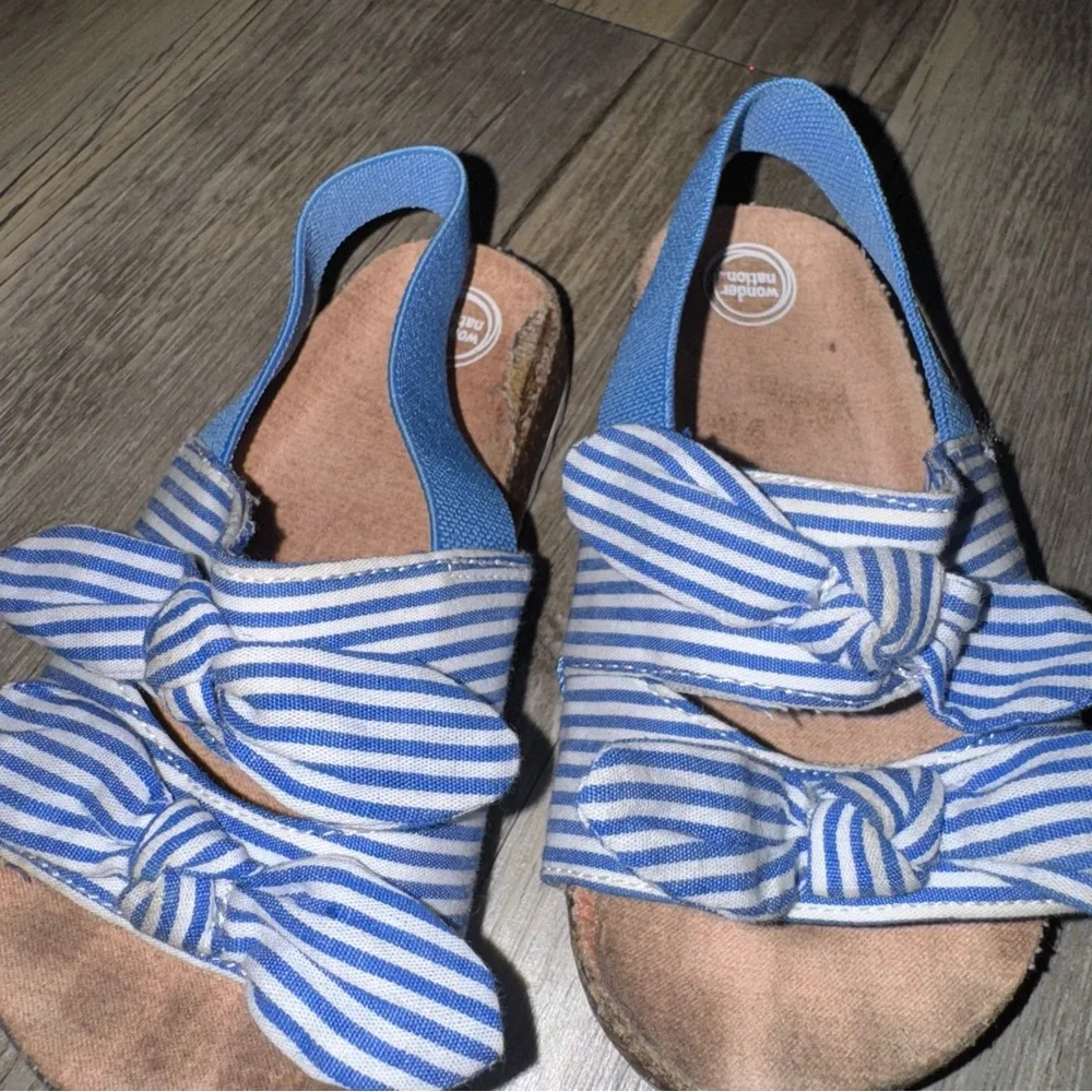 ☀️6/$20☀️ Wonder Nation Striped Kids Sandals